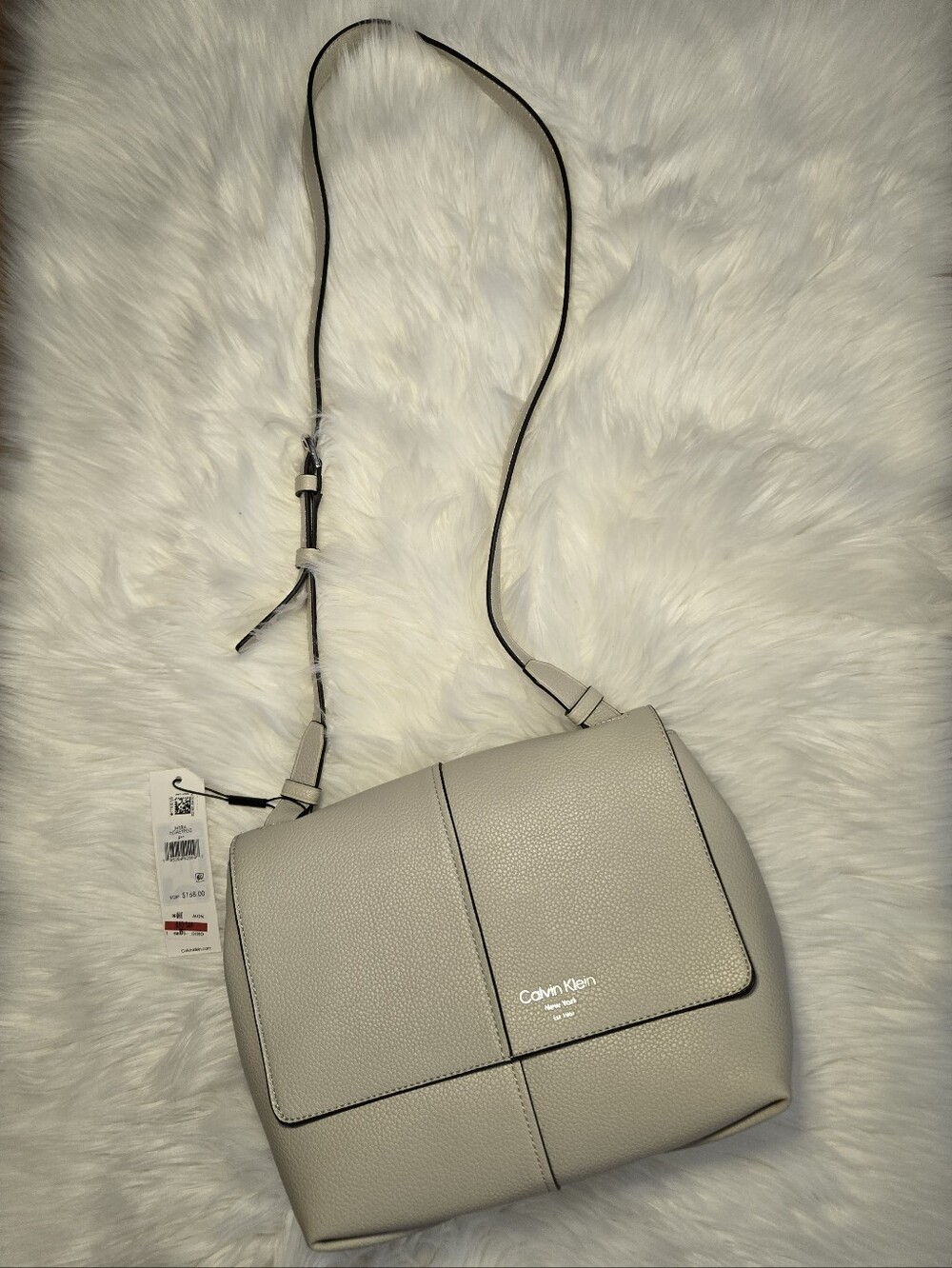 🏳️‍NEW!! Calvin Klein Pebbled Crossbody Bag in Ivory